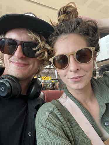 Sublet needed for WFH newlyweds !