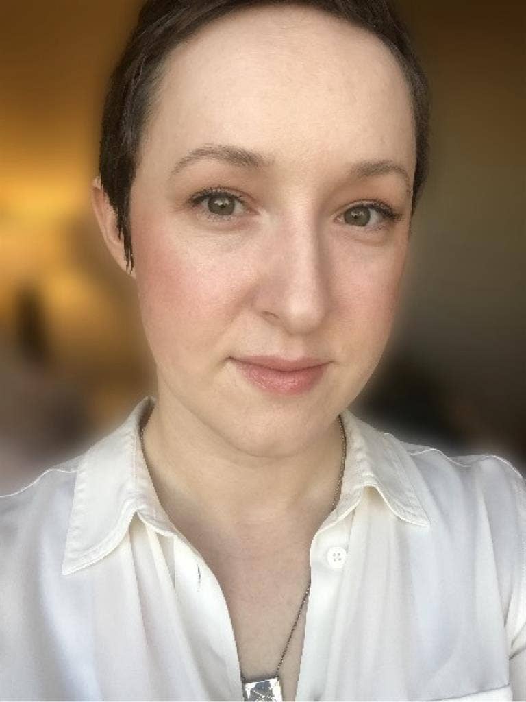 Female looking for female roommate