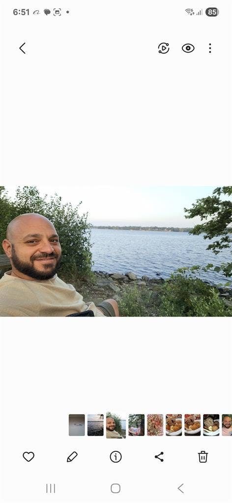 Looking to rent a with someon