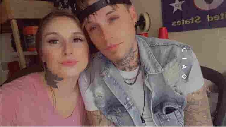 COUPLE needing temporary room!!