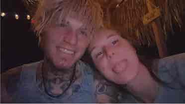 COUPLE needing temporary room!!