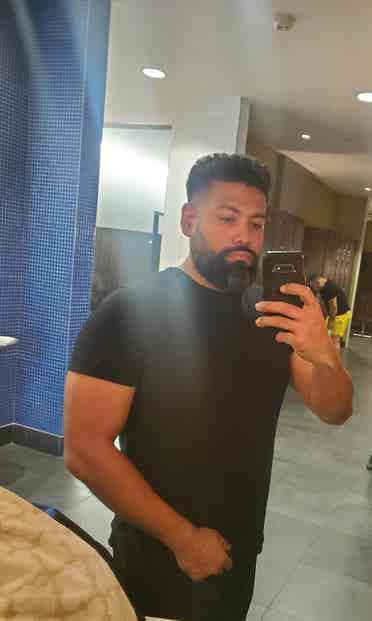 Single guy looking for a new room!