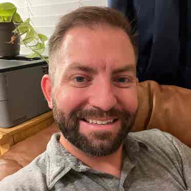 Vegas local looking for a room :)