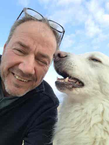 Banker with Dog searching for flat