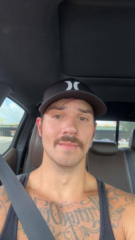 Looking for a room/roomate