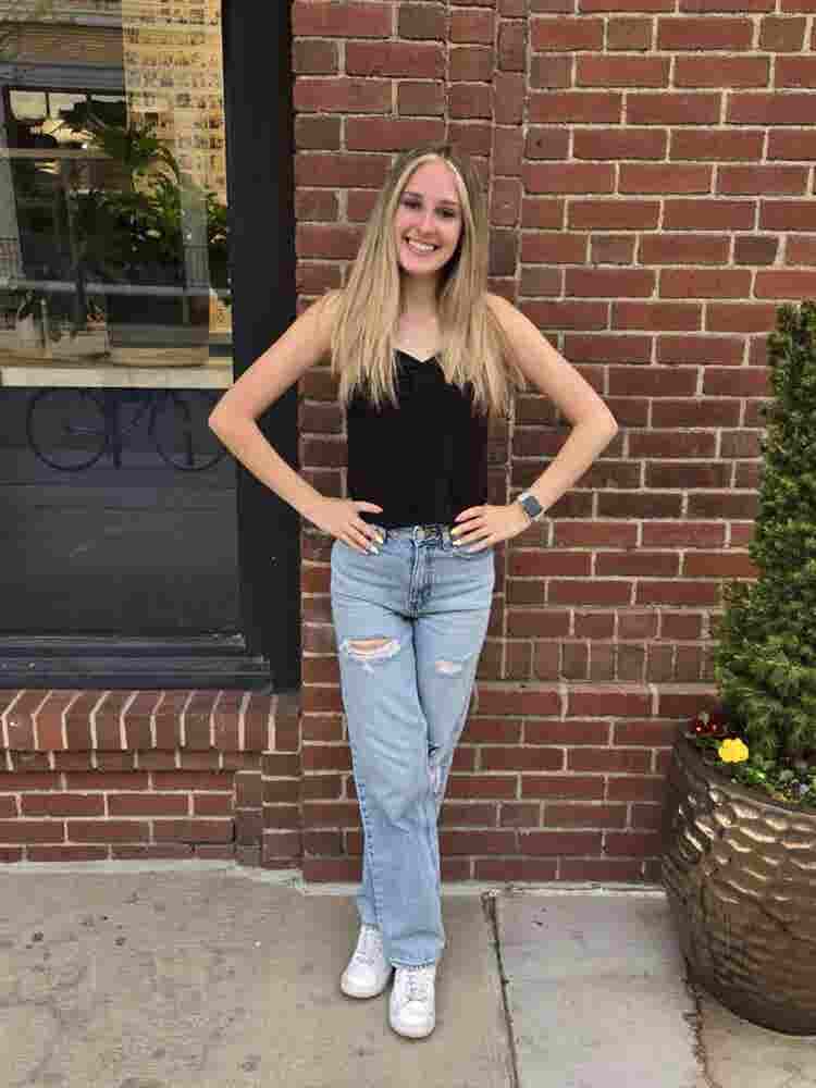 Looking for a roommate in St Pete