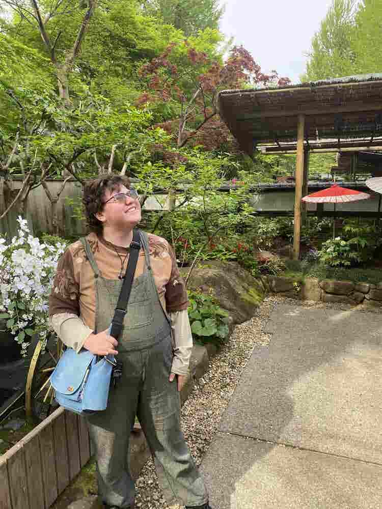 Looking for cat and lgbt friendly