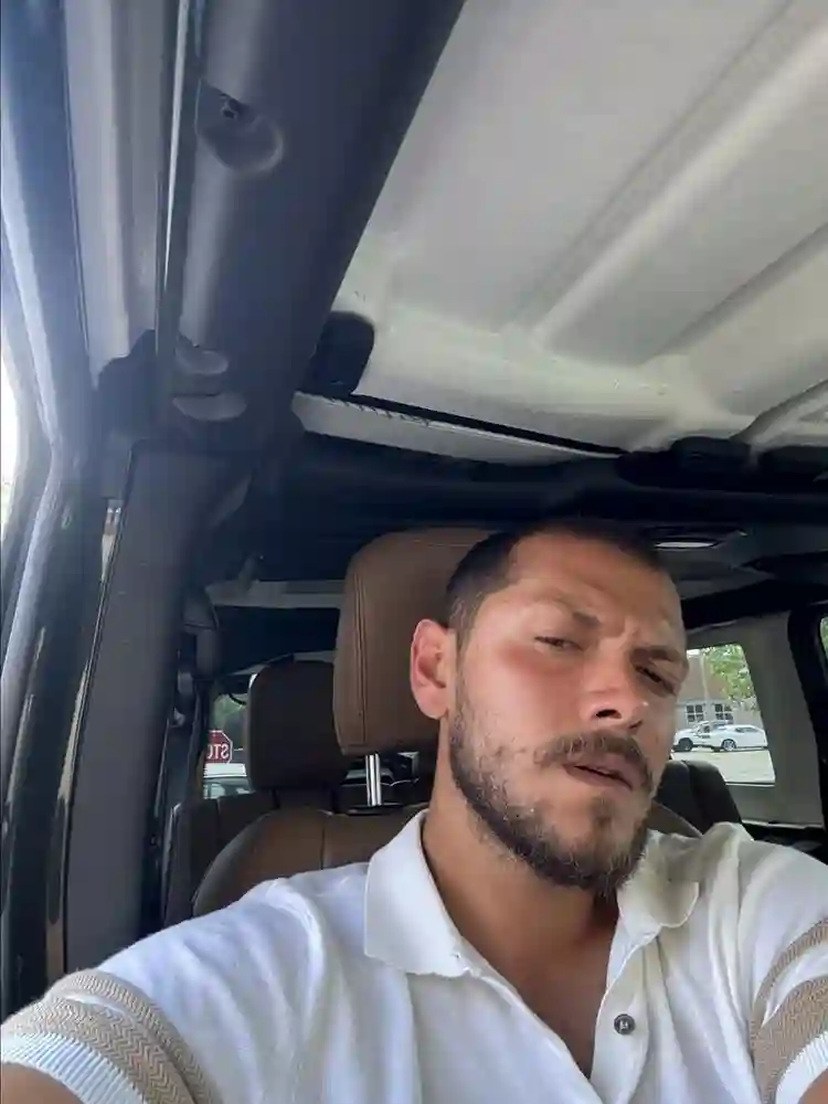 Looking for a room immidately