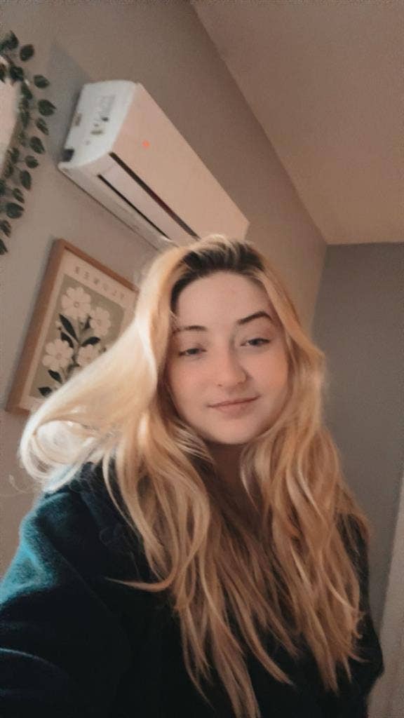 Mia