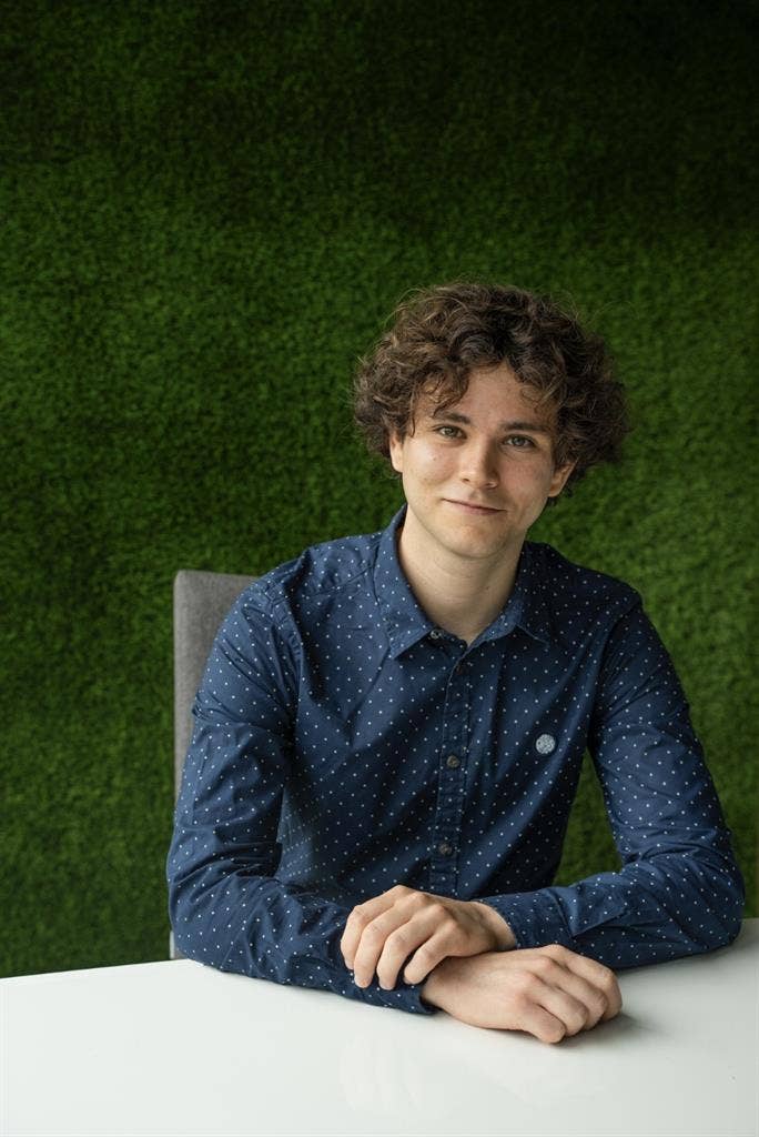 Friendly future coder needs room
