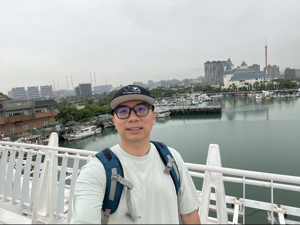 Looking for b 
or studio