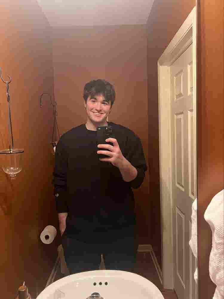 Looking for room/roomate(s)