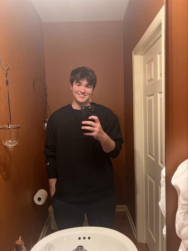 Looking for room/roomate(s)