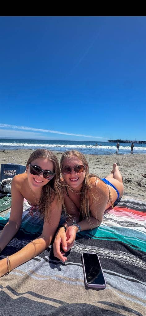 One Room - Shared Vanity