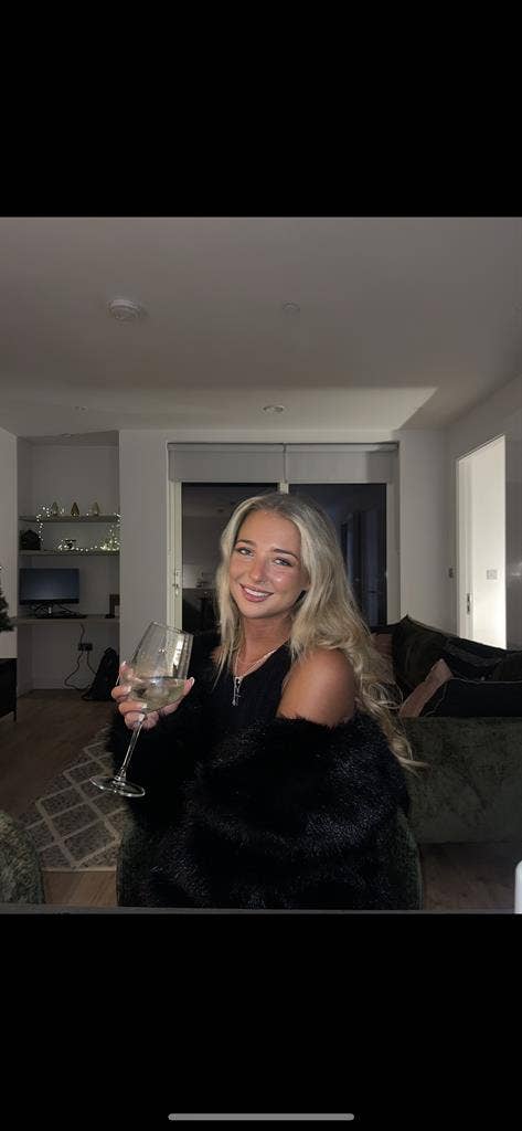 Looking for a double room/buddy up