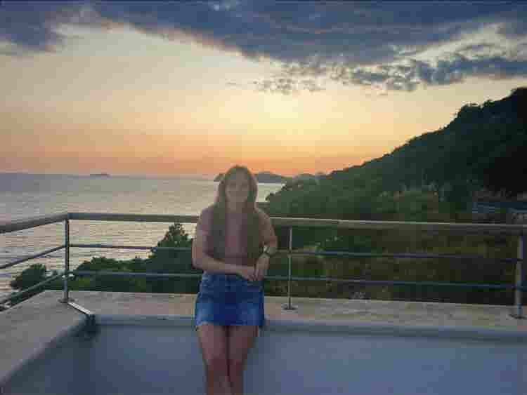 Looking for a roomate!