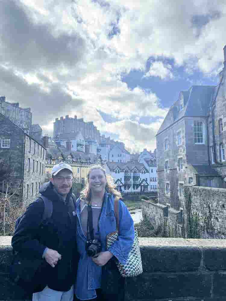 Family looking to rent Jan