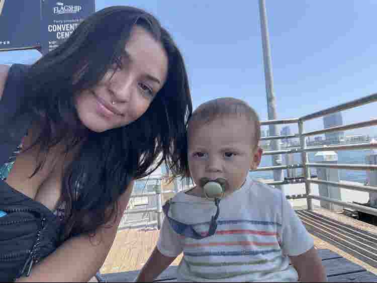 Single Mom looking for others!!