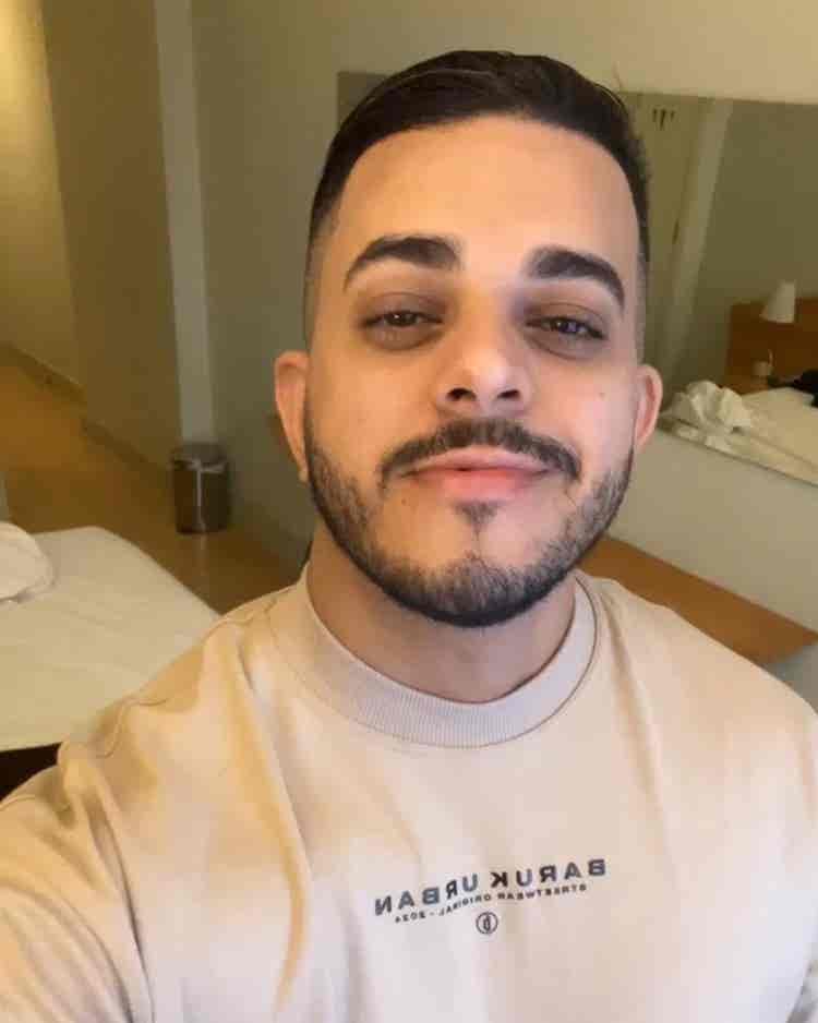 carlos