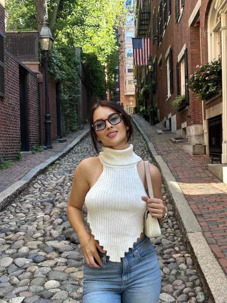 Emili