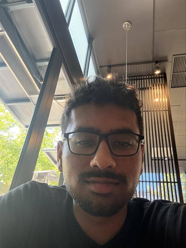 Male 
looking for a room