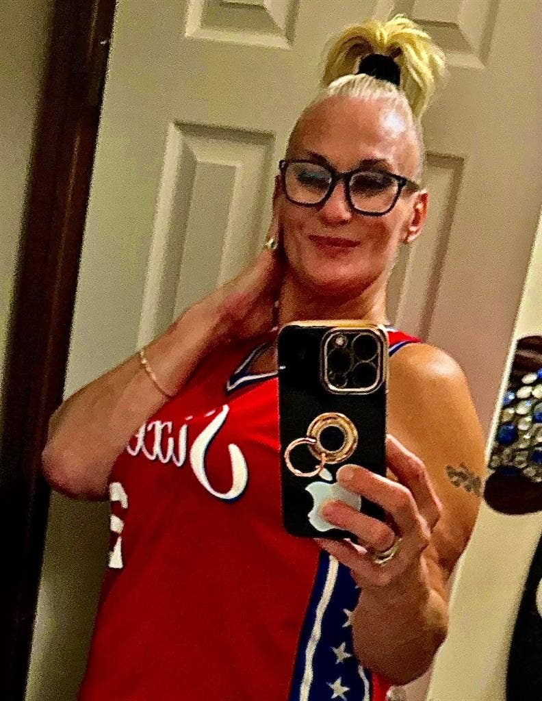 Looking for room, roommate,  studio