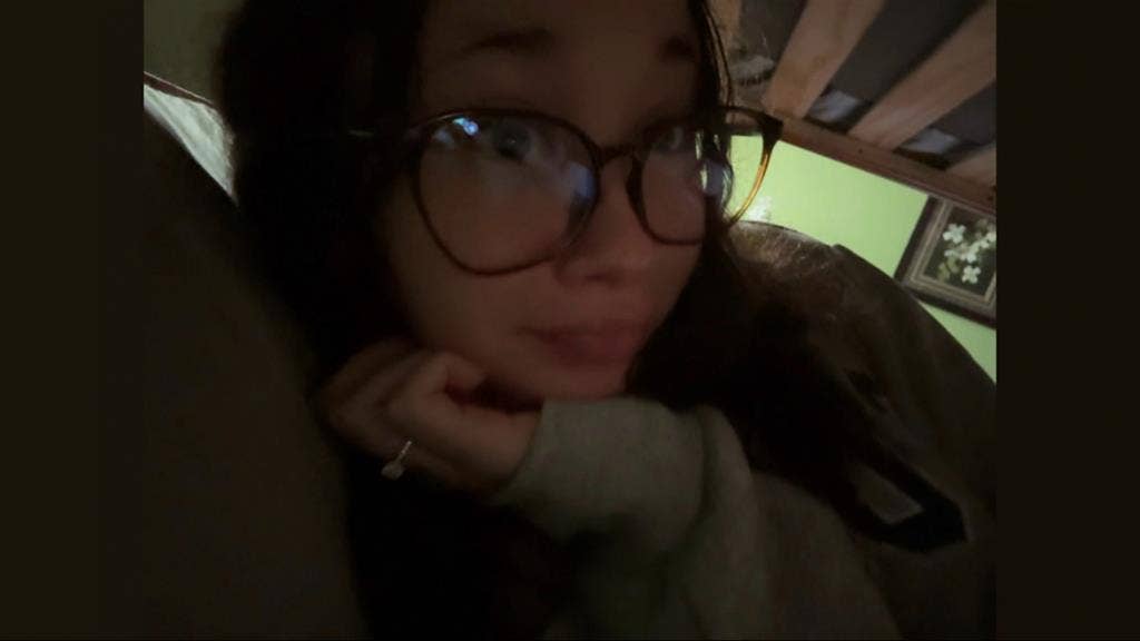 Eighteen, foster kid needing room.