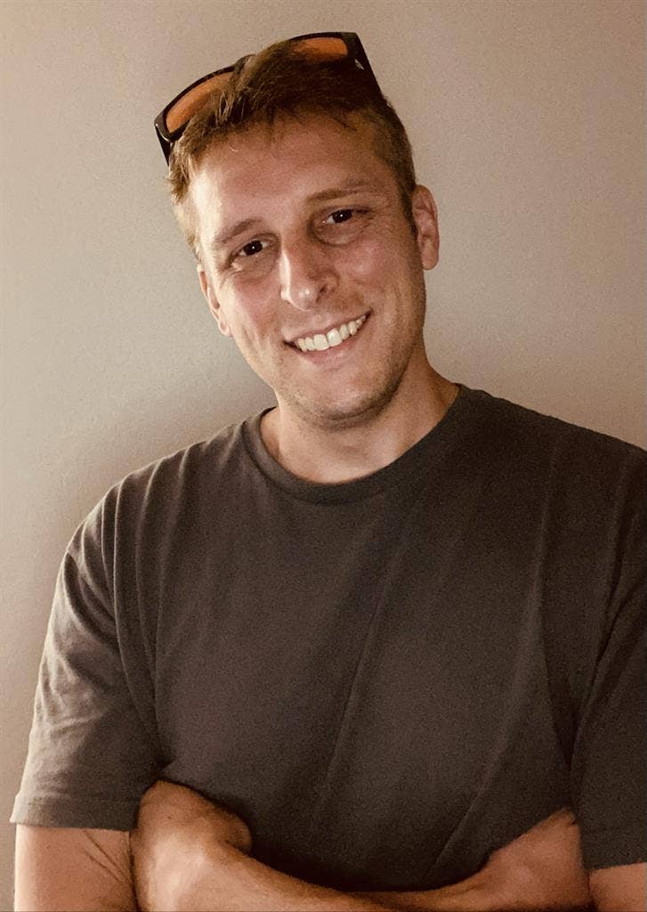 Looking for Roommate