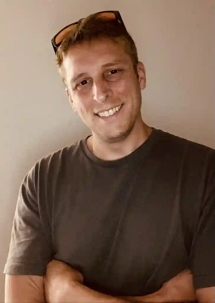 Looking for Roommate