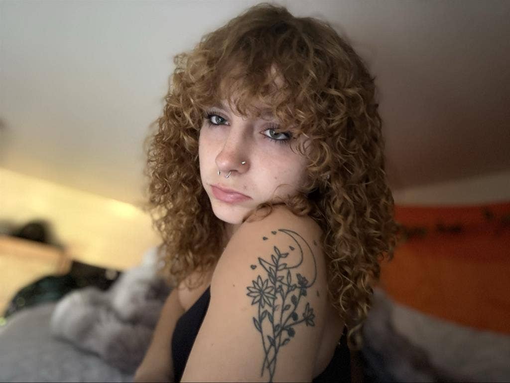 Looking for Roomates for May