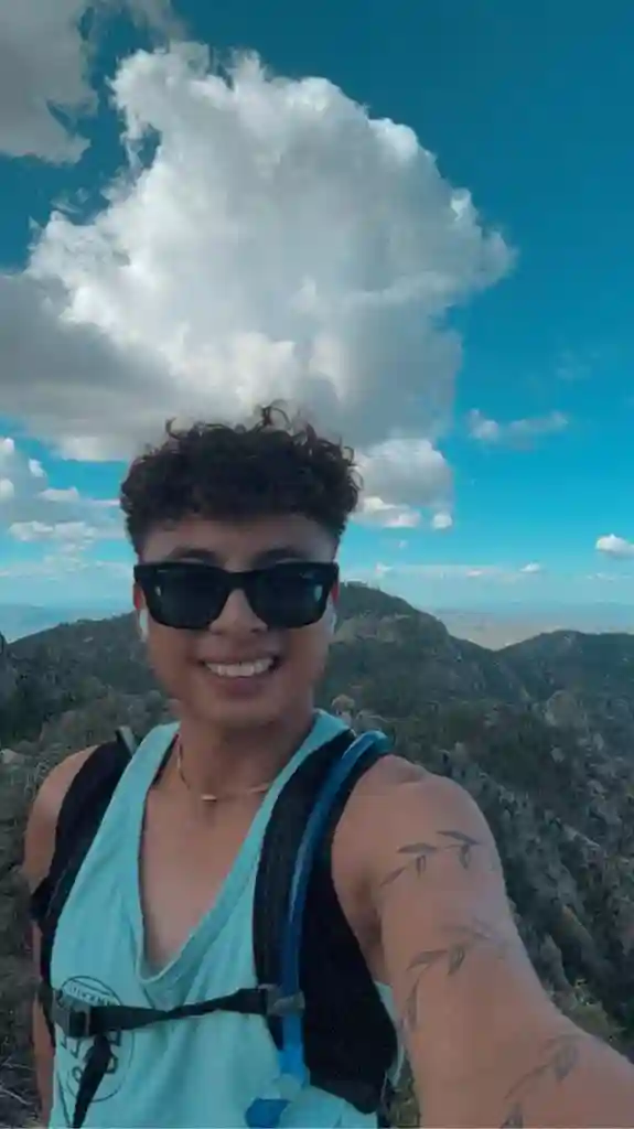 Looking for a place -room/roommate