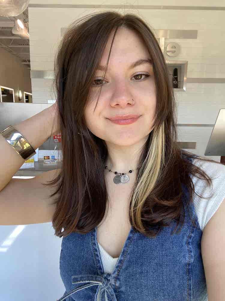Ava