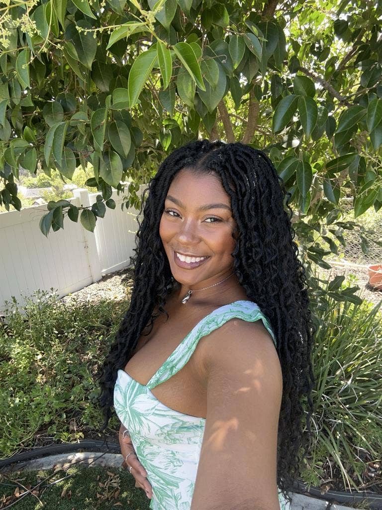 E'Laina