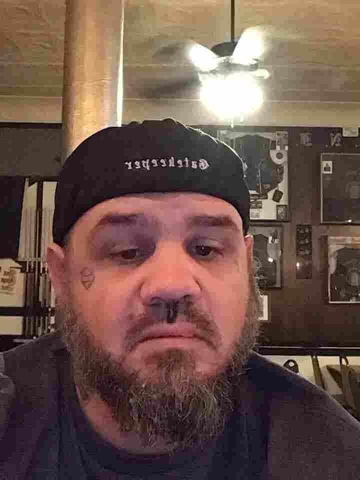 Couple looking for a room to rent