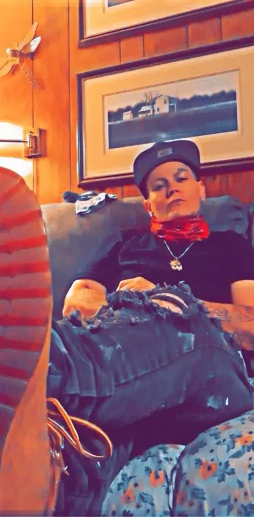 Looking for basement or room2 rent