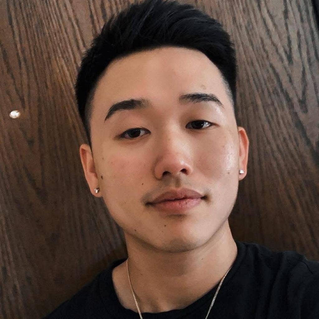 Looking for a roommate.