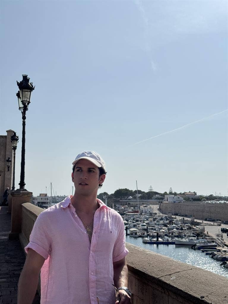 Searching or a room, and roomates