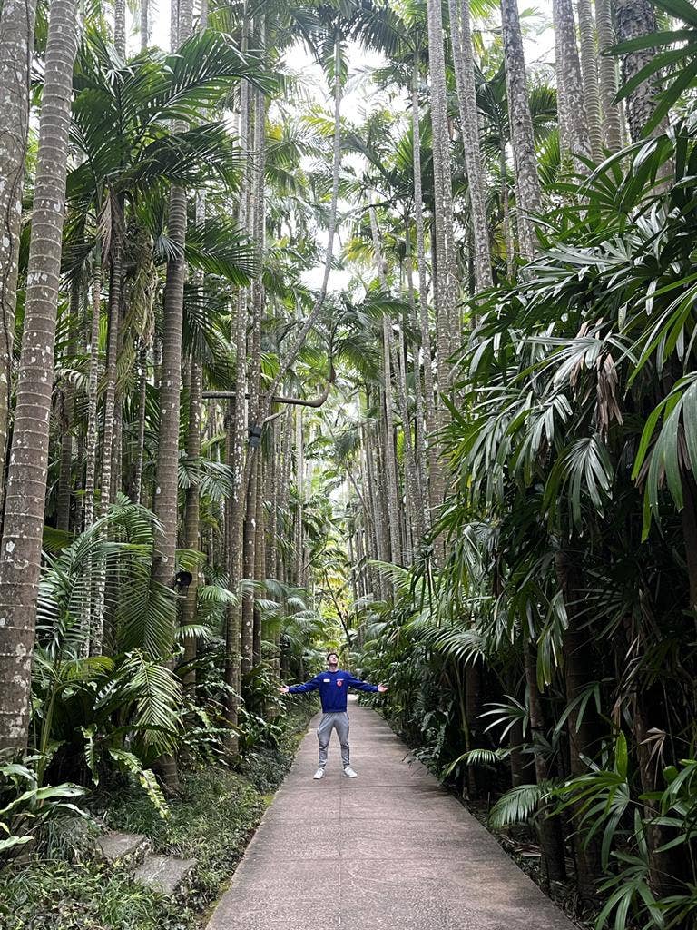 I am in Search of a room(furnished)