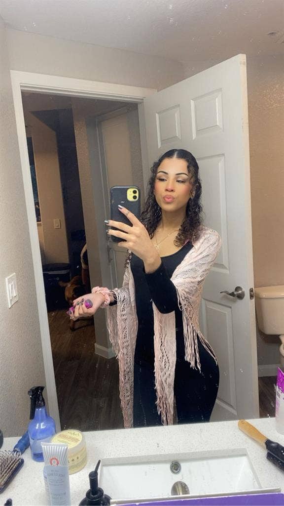 Looking for roommate in January