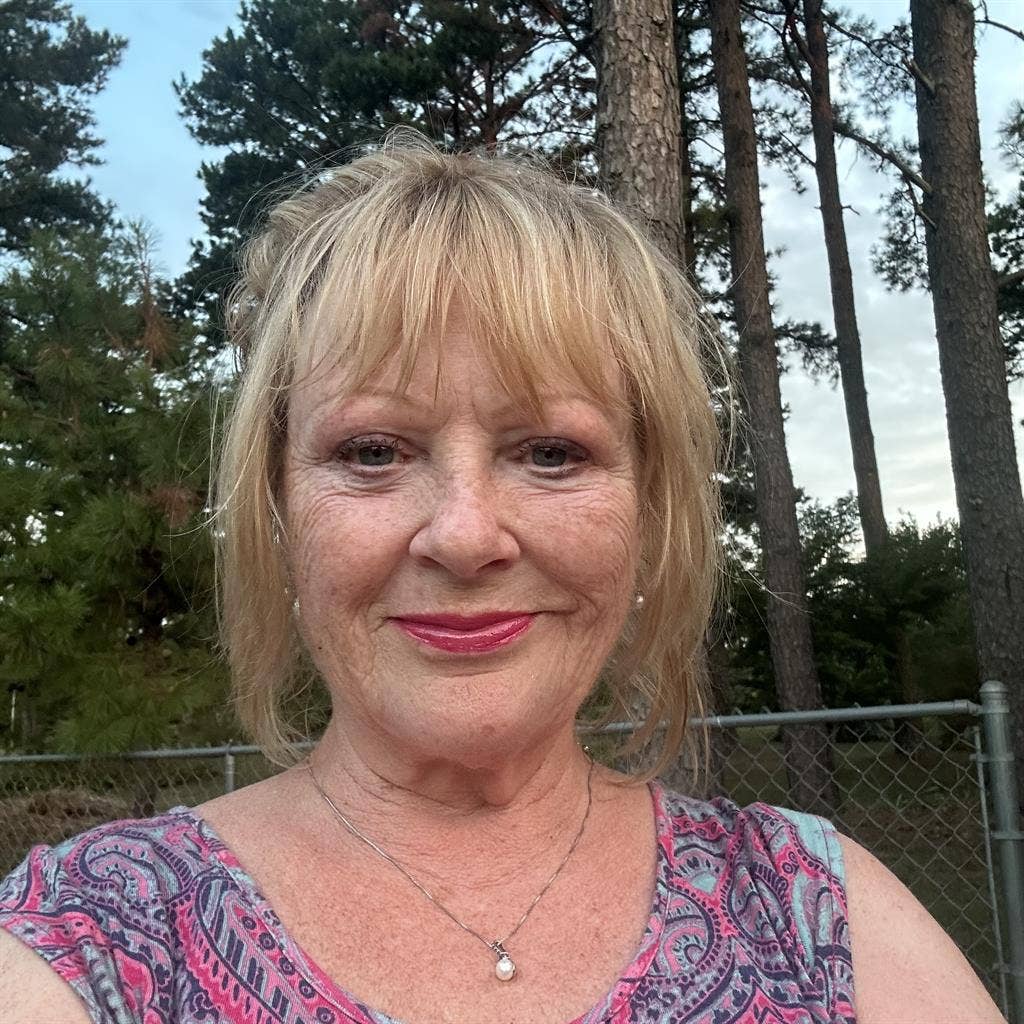 Looking for a place to call home 🌸