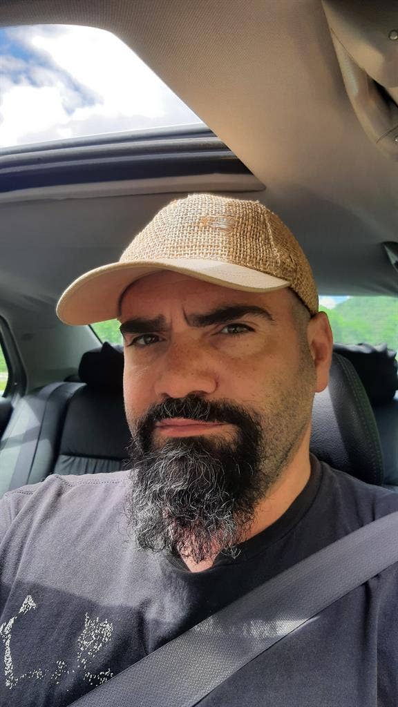 Looking for place/people near Orono