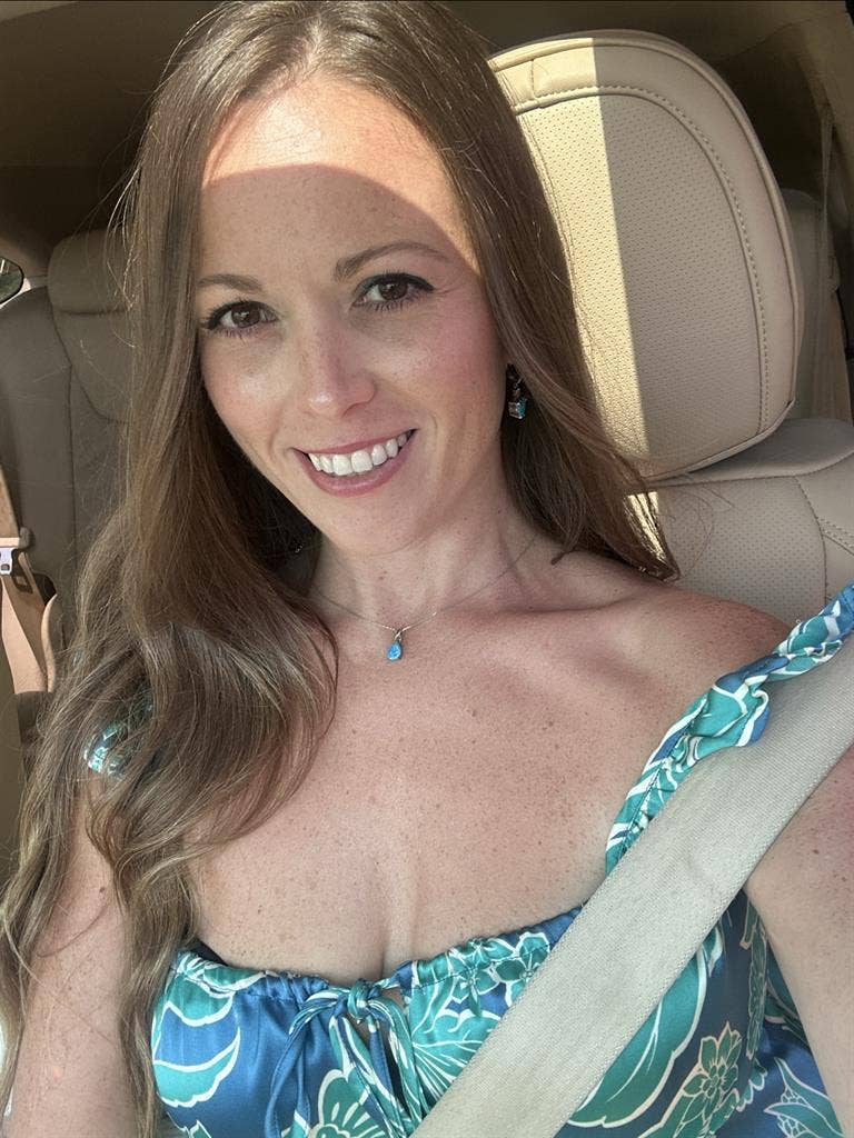 Flight attendant looking for room