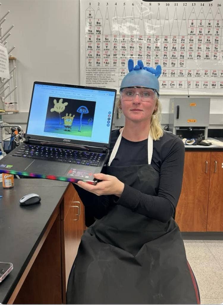 i need to find an apt and roommate