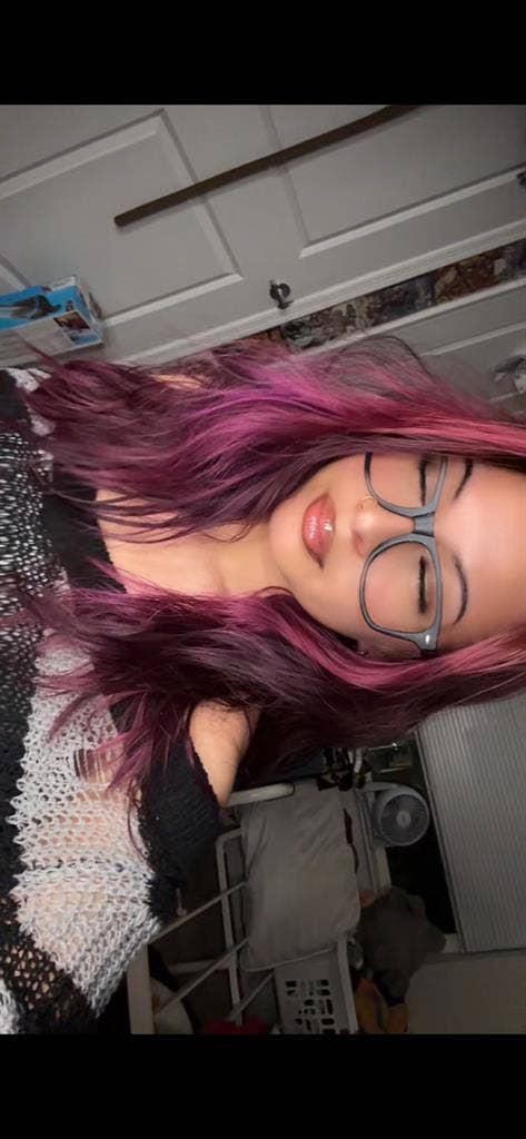 yr Student w Full-time job