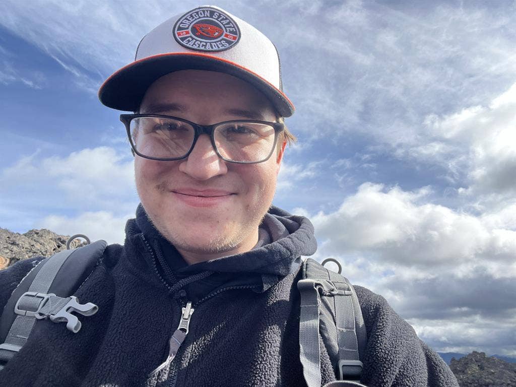 Looking for a chill Roommate