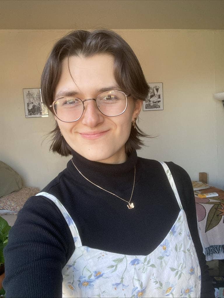 Recent Grad Seeking Roomates/Pals!