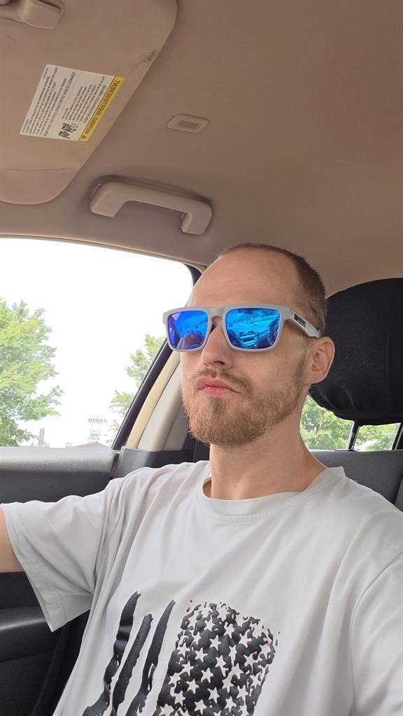 HELP !!!! Looking in the Columbus.