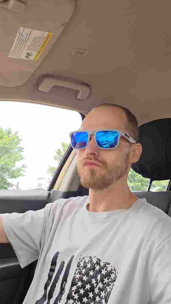 HELP !!!! Looking in the Columbus.