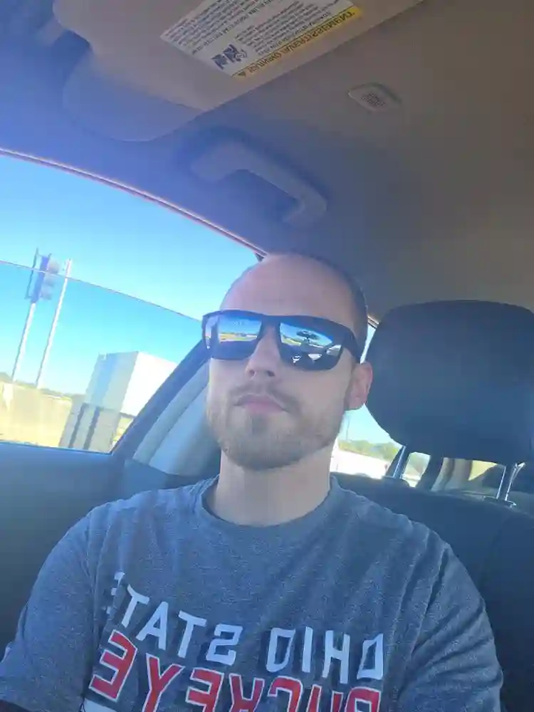 HELP !!!! Looking in the Columbus.