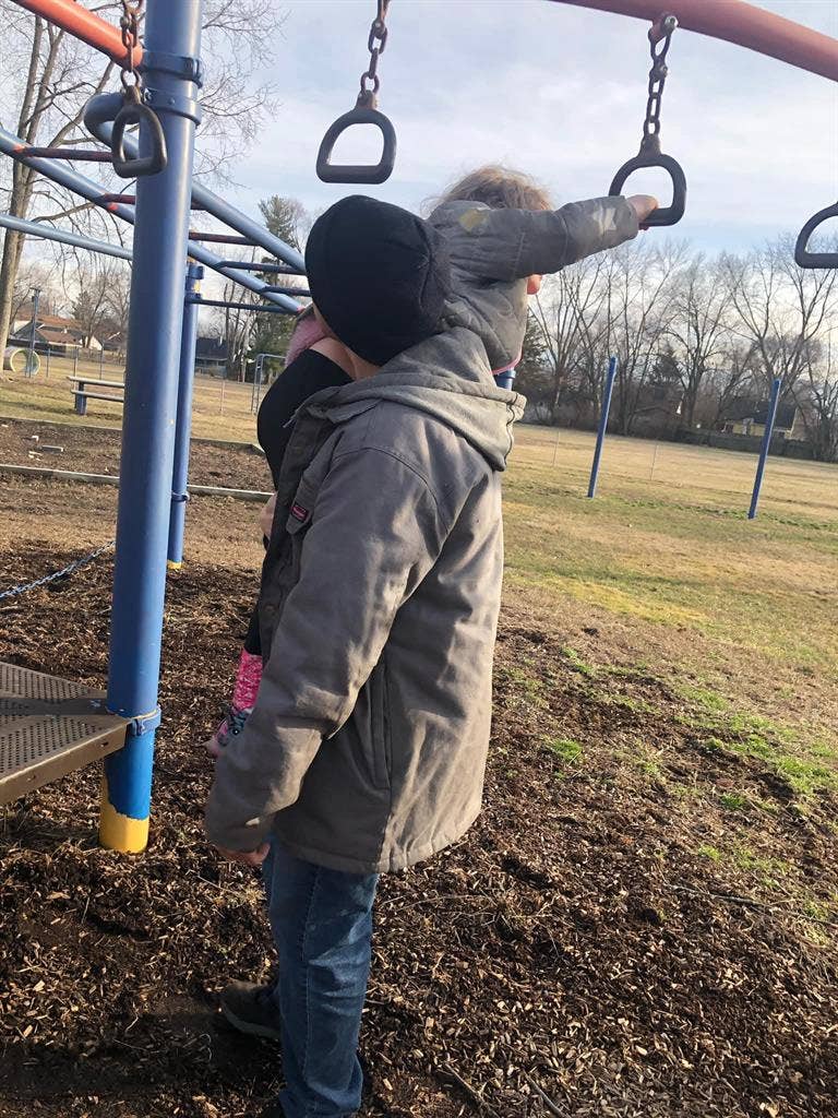 HELP !!!! Looking in the Columbus.